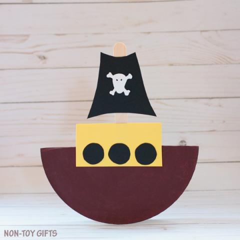 Paper plate pirate boat