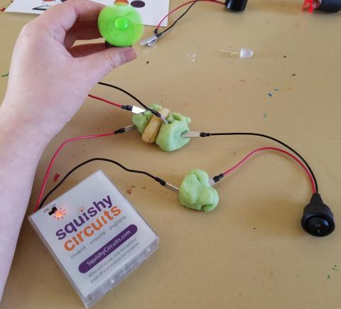 squishy circuit fan