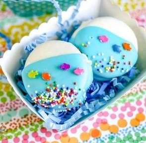 ocean decorated oreos