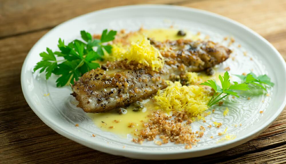 Easy Pan Seared Red Snapper with Lemon Butter Sauce