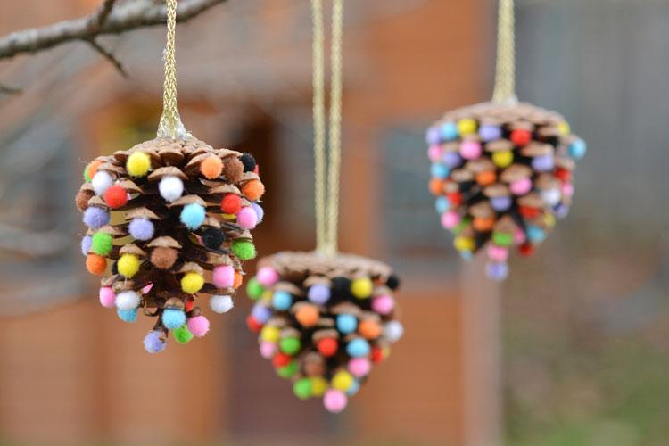 Pinecone pom pom ornaments