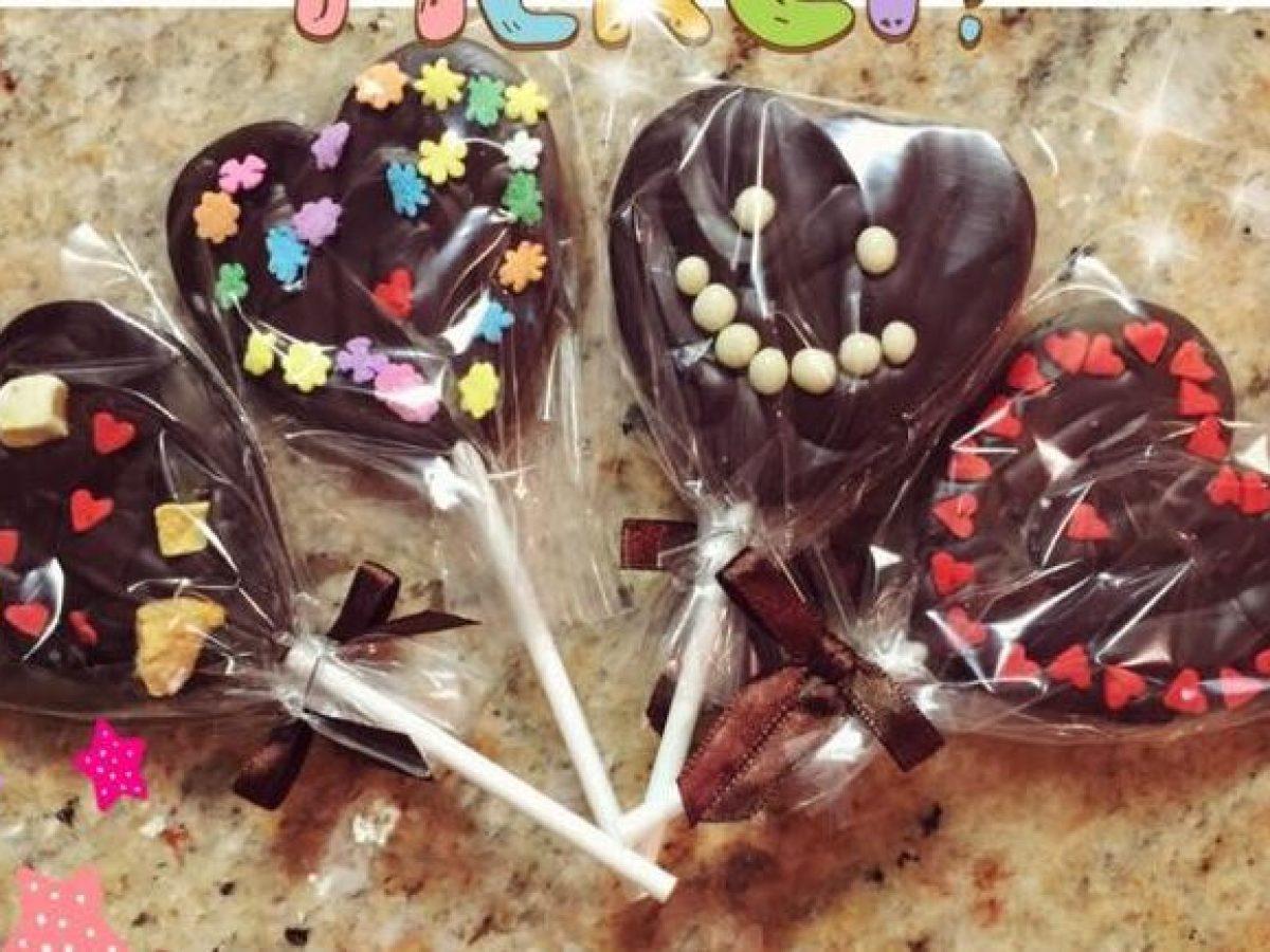 Valentine Chocolate Lollipops